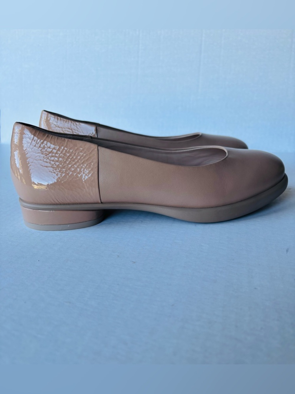 Ecco Nude Leather Slip-On Ballet Flats - Picture 8 of 8